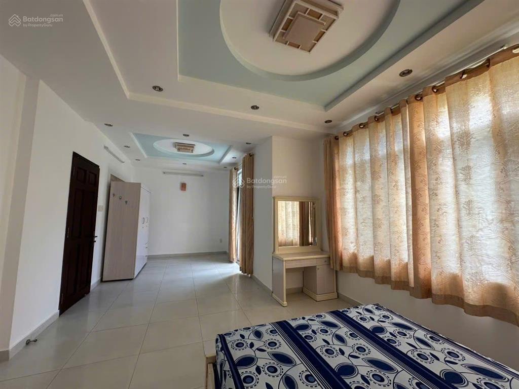 Cho thuê biệt thự phú mỹ hưng, cạnh bên các trường nhật bản, đài bắc, hàn quốc,.. 144m2(8x18m) 5pn