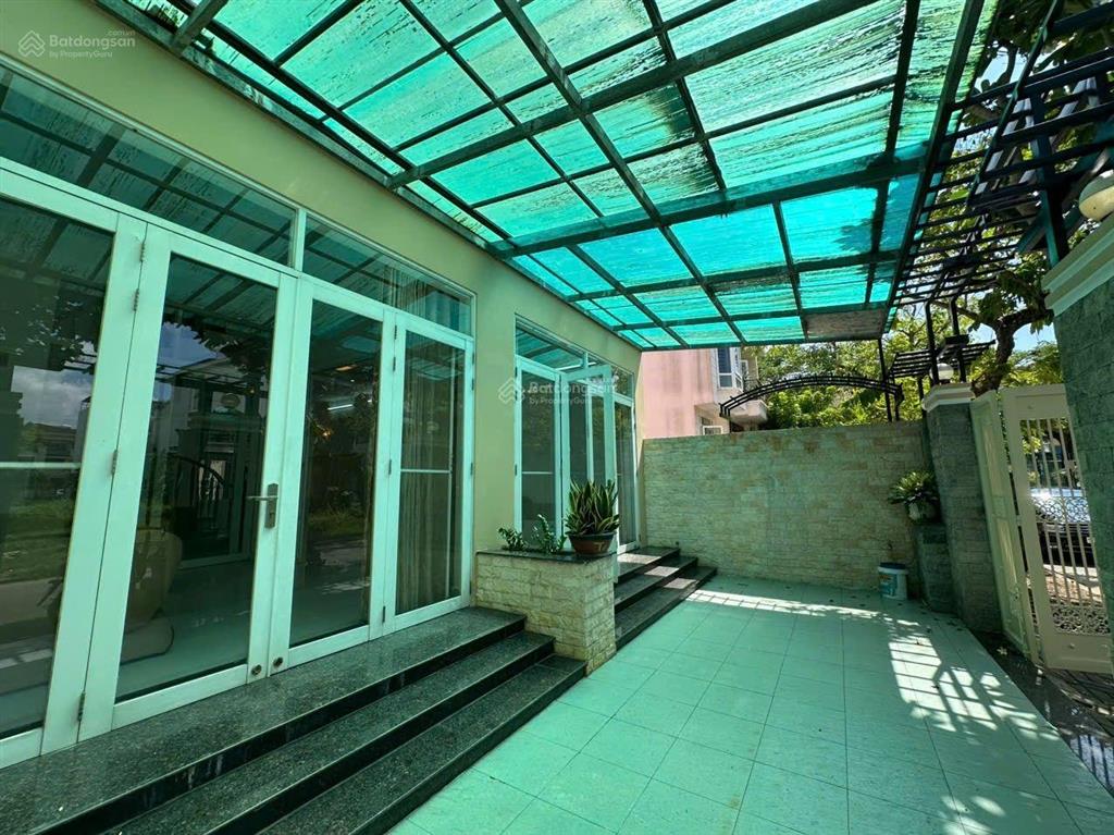 Cho thuê biệt thự phú mỹ hưng, cạnh bên các trường nhật bản, đài bắc, hàn quốc,.. 144m2(8x18m) 5pn
