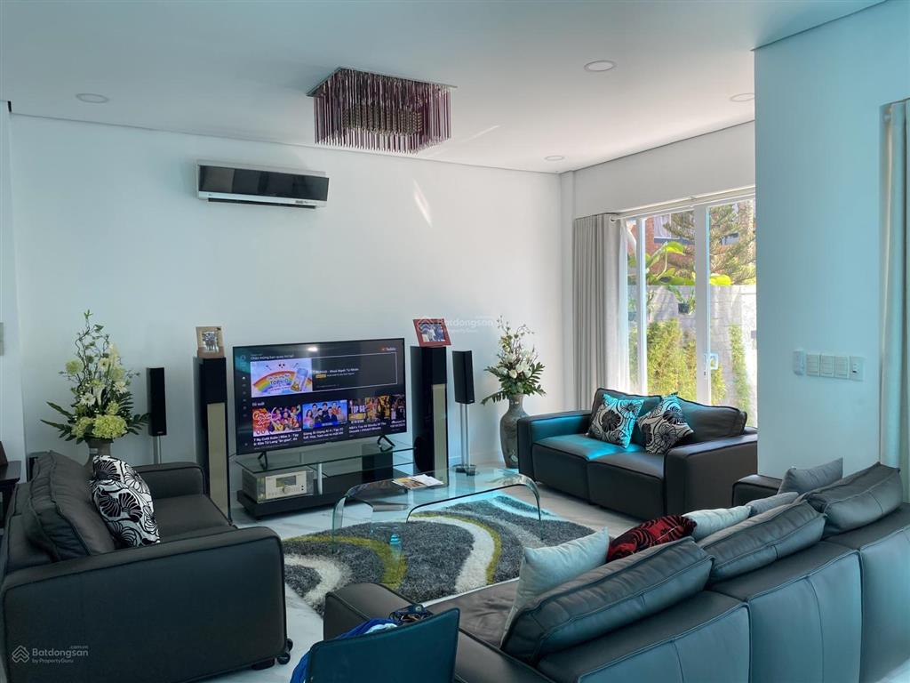Cho thuê biệt thự song lập khu mỹ hoàng, phú mỹ hưng, nhà đẹp 210m2 (10,5x20) cạnh cv hồ bán nguyệt