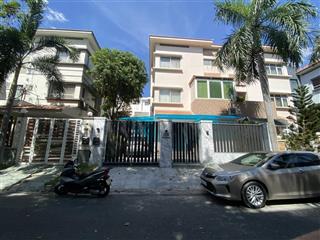 Cho thuê biệt thự song lập khu mỹ hoàng, phú mỹ hưng, nhà đẹp 210m2 (10,5x20) cạnh cv hồ bán nguyệt