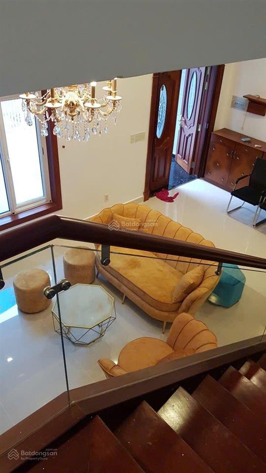 Cho thuê biệt thự khu mỹ giang 1, phú mỹ hưng, sát bên công viên hồ bán nguyệt, bến du thuyền pmh