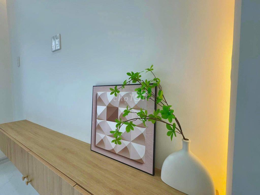 Nhà lầu 3 phòng ngủ, diện tích 150m2 sử dụng cách chợ 500m2