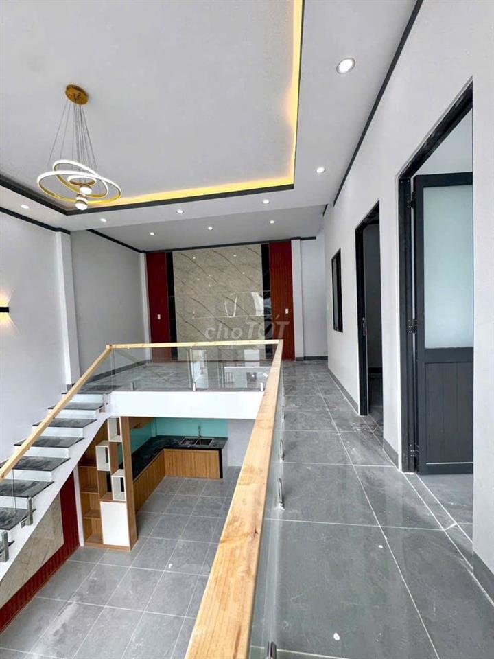Nhà Biệt Thự ngang 8m KDC hiện hữu Giá bán hơn 1 tỷ X = 8