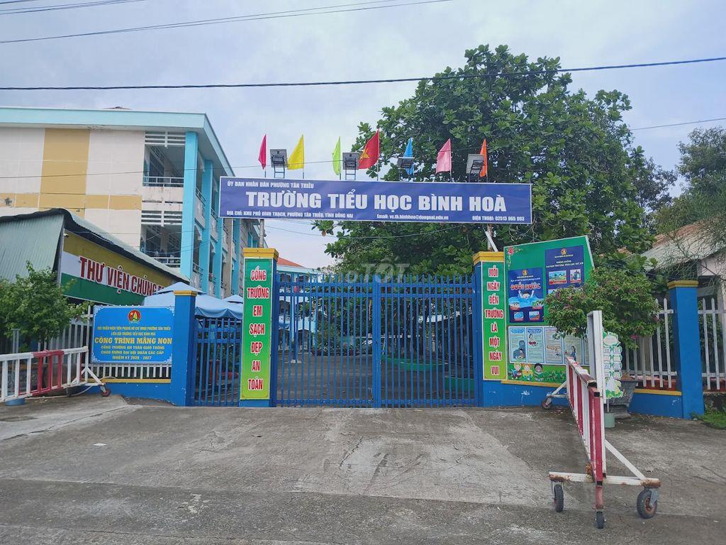 Lô đất nở hậu sổ riêng thổ cư 100%,162m2 ngay sát đường Đồng Khởi