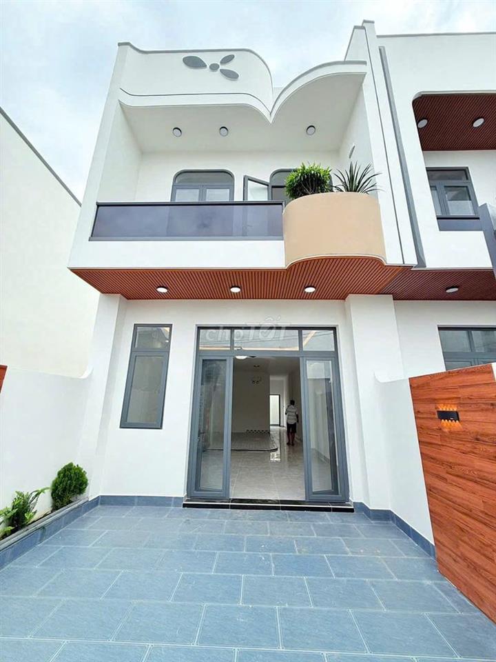 Bán Nhà lầu ngay gần Đường Đồng Khởi sổ riêng thổ cư giá nhỉnh 2 tỷ xí