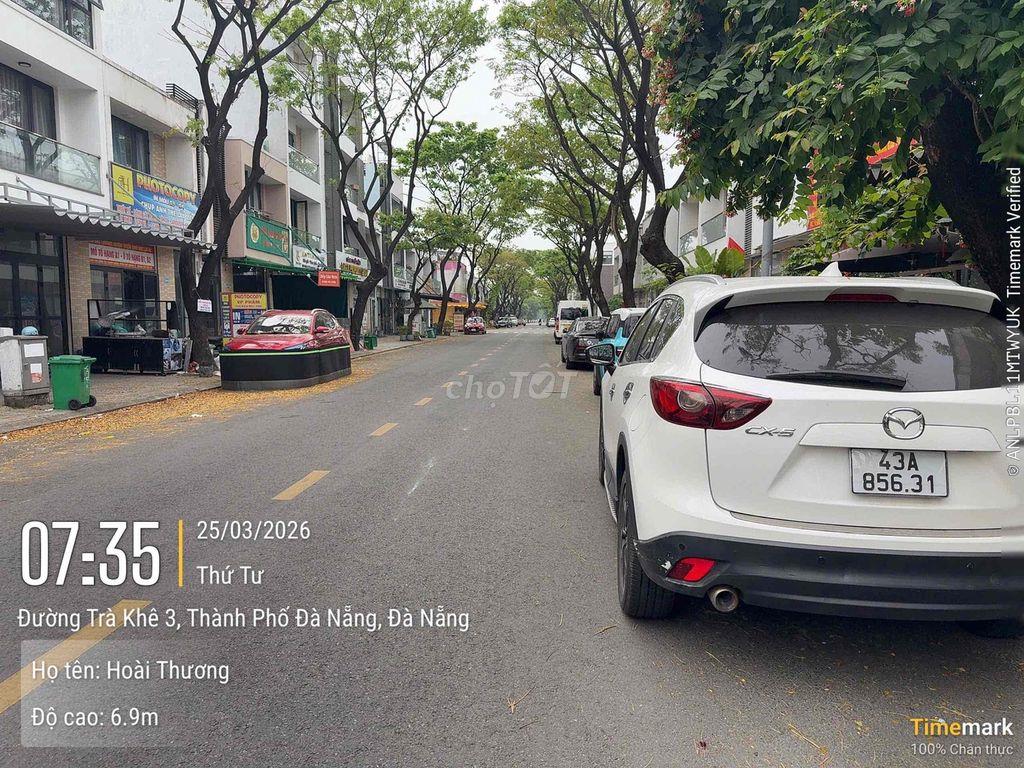 BÁN ĐẤT TRỤC CHÍNH SHOPHOUSE FPT, TẶNG NHÀ THÔ 2,5 Tầng