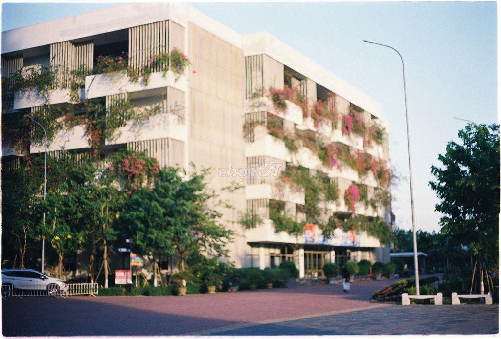Bán Lô Đất Đường 34m Giáp Đại Học FPT, Diện Tích 250m2 ,  Giá 6,9 Tỷ🏘