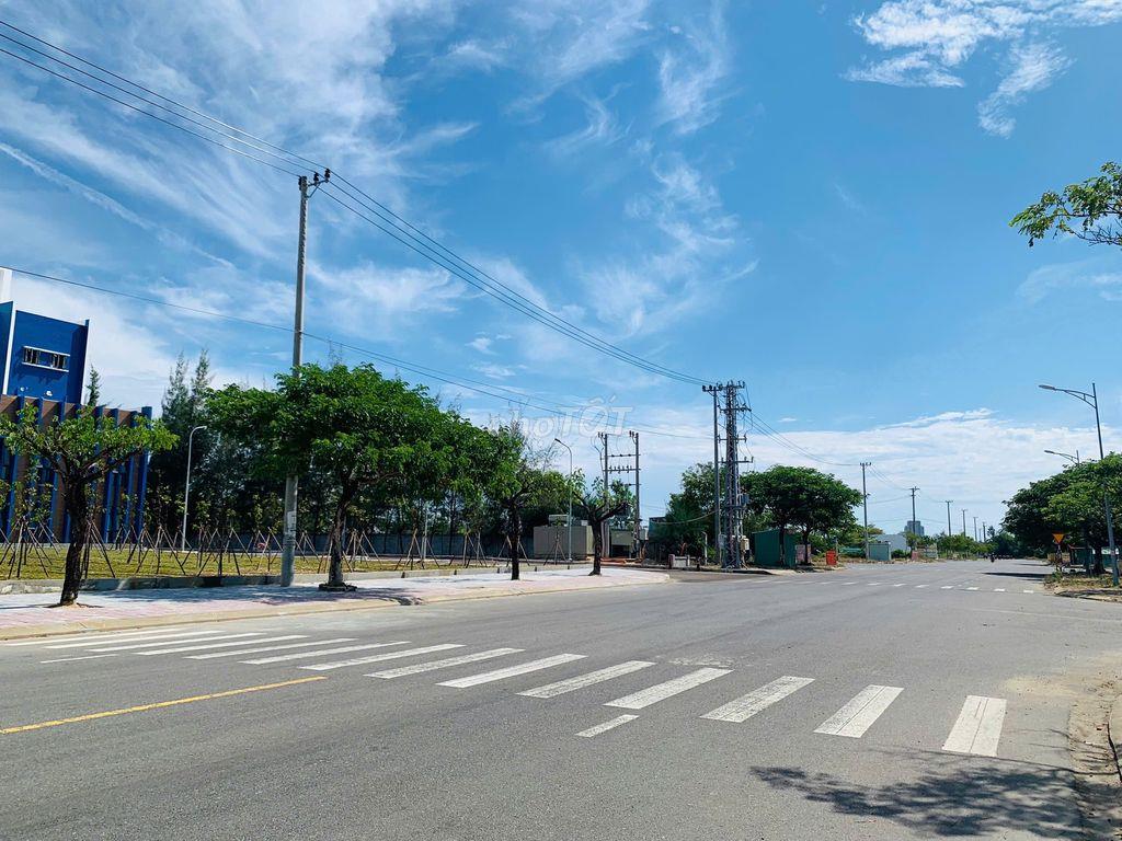 ✅Hạ Giá Bán Nhanh Lô 165,5m2 Ngang 7m Sát Vách FPT, Cách Biển 6P