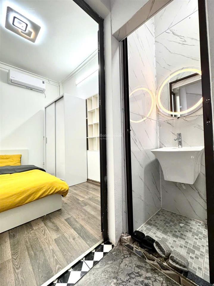 Nhà riêng 4 tầng, 3 n, đủ đồ ngõ phố cầu đất  hoàn kiếm