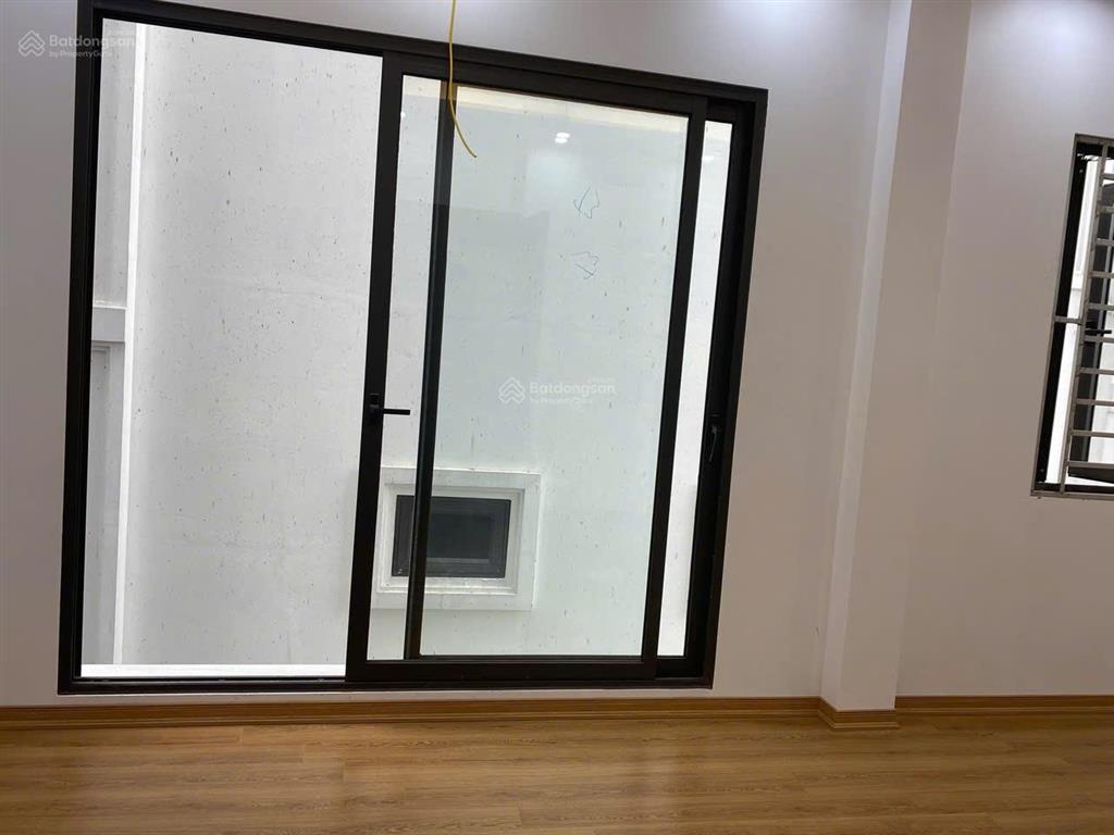 3 tầng, thang máy, ở, vp, bờ sông sét  trương định  hoàng mai