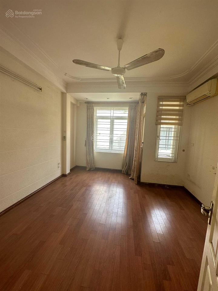 Cho thuê nhà riêng ngõ 24 kim đồng 50 m2 x 4 tầng ô tô đỗ cửa 12 triệu/tháng