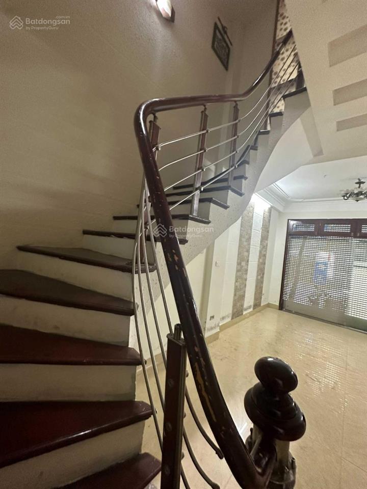 Cho thuê nhà riêng ngõ 24 kim đồng 50 m2 x 4 tầng ô tô đỗ cửa 12 triệu/tháng