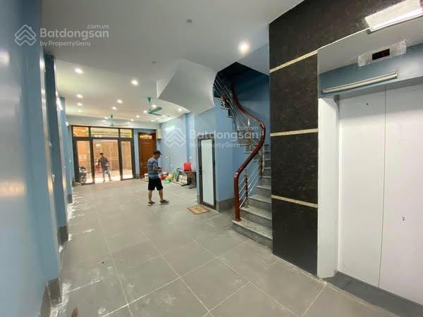 Cho thuê nhà phân lô phố vọng 80 m2 x 4,5 tầng thang máy 22 triệu/tháng