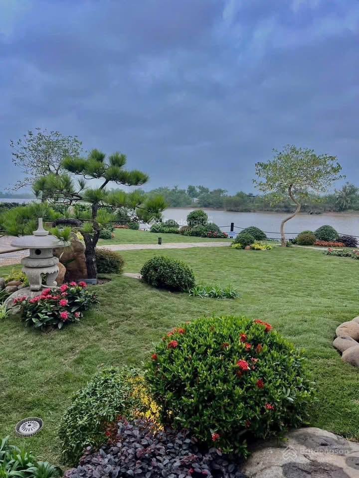 Duy nhất căn biệt thự giá rẻ từ chủ đầu tư. diện tích 154m2 . giá 13,077 tỷ.  0961 592 *** mr. sơn