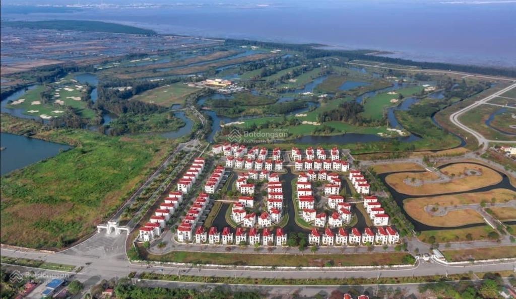Chính chủ bán cắt lỗ bt góc, view trực diện sân golf. giá 12,5 tỷ.  0961 592 *** mr. sơn