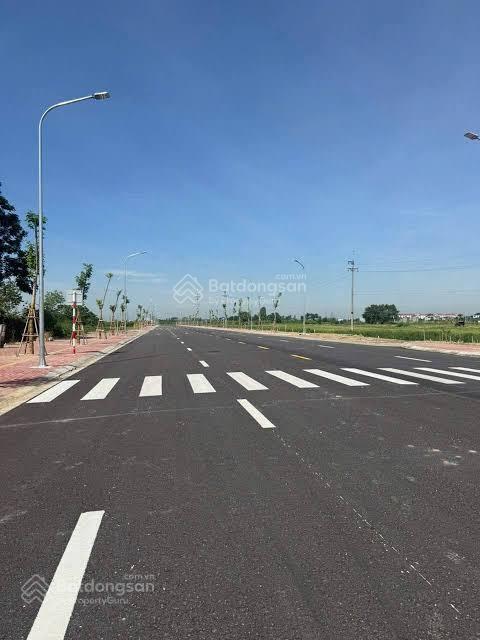 Tôi chủ nhà bán. bán rẻ vì không còn nhu cầu. diện tích 99,2m2. bán 3,05 tỷ. 0961 592 *** mr. sơn