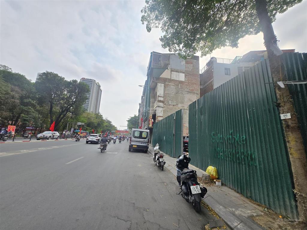 Bán mảnh đất mặt phố 234,236,238,240 phố tây sơn diện tích 630m2, mặt tiền 17m, giá 500 triệu/m2