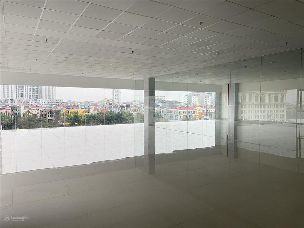 Cho thuê văn phòng thành phố bắc ninh diện tích 175m2 thông sàn.  0978 862 ***