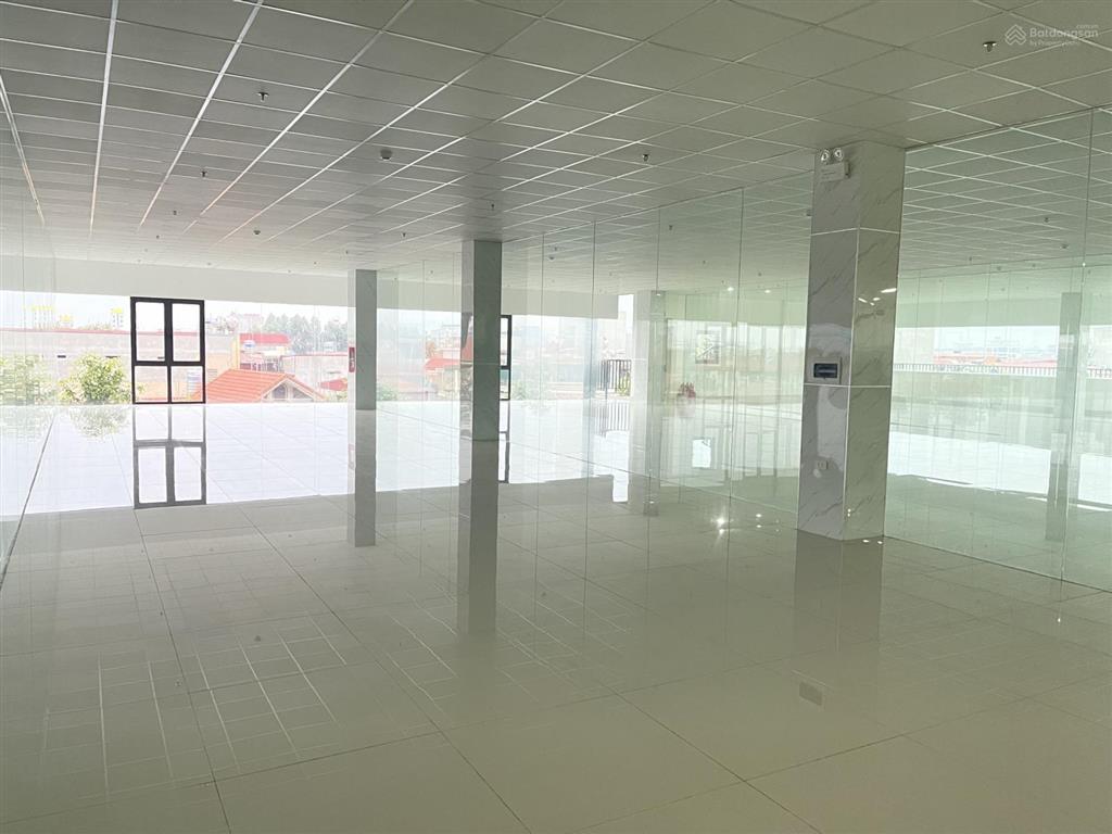 Cho thuê văn phòng thành phố bắc ninh diện tích 175m2 thông sàn.  0978 862 ***
