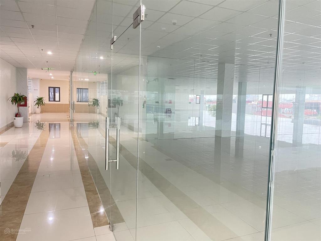 Cho thuê văn phòng thành phố bắc ninh diện tích 175m2 thông sàn.  0978 862 ***