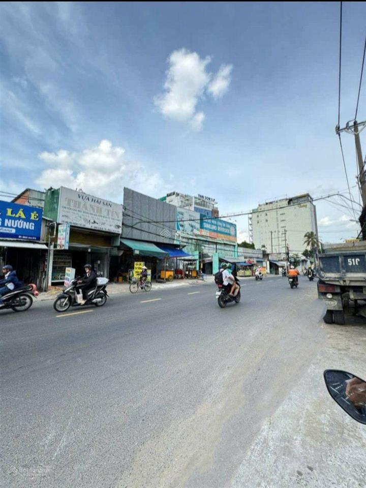 Cho thuê căn nhà phố. hẻm 5m đường nguyễn xí, phường 26, quận bình thạnh, tp.hcm.