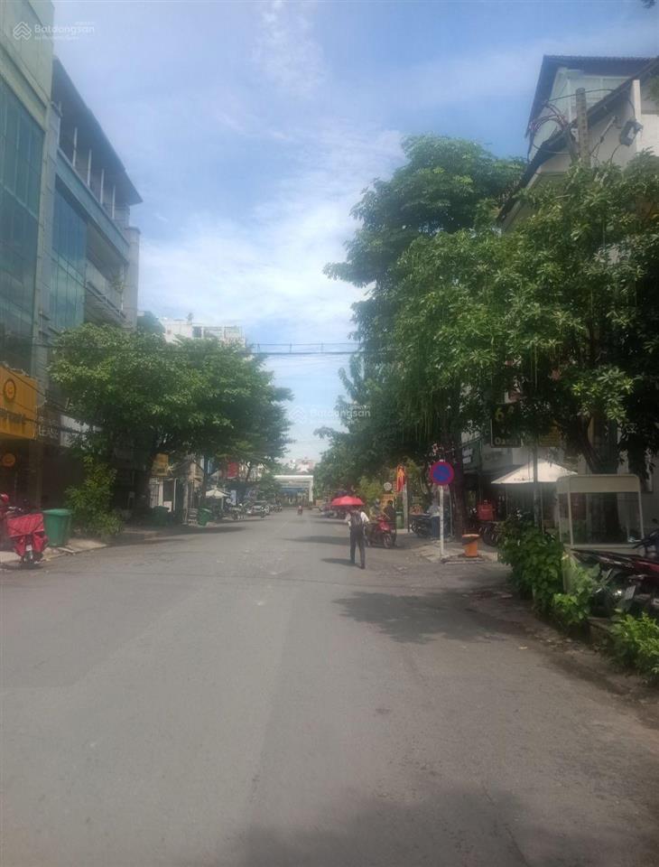 Nhà bán. mt đường hẻm dầu nối liền d2 nối dài sang đường xvnt, p.25, q.bt, tp.hcm