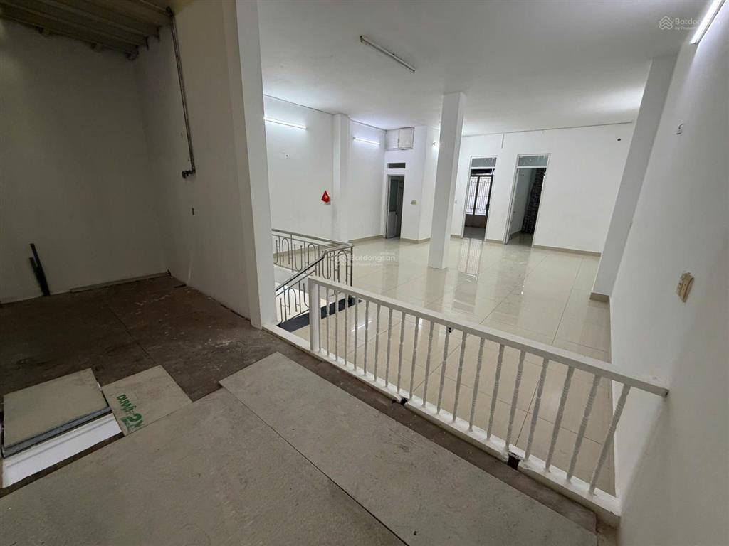 Cho thuê nhà mặt tiền nguyễn sơn, tân phú vị trí kinh doanh đẹp