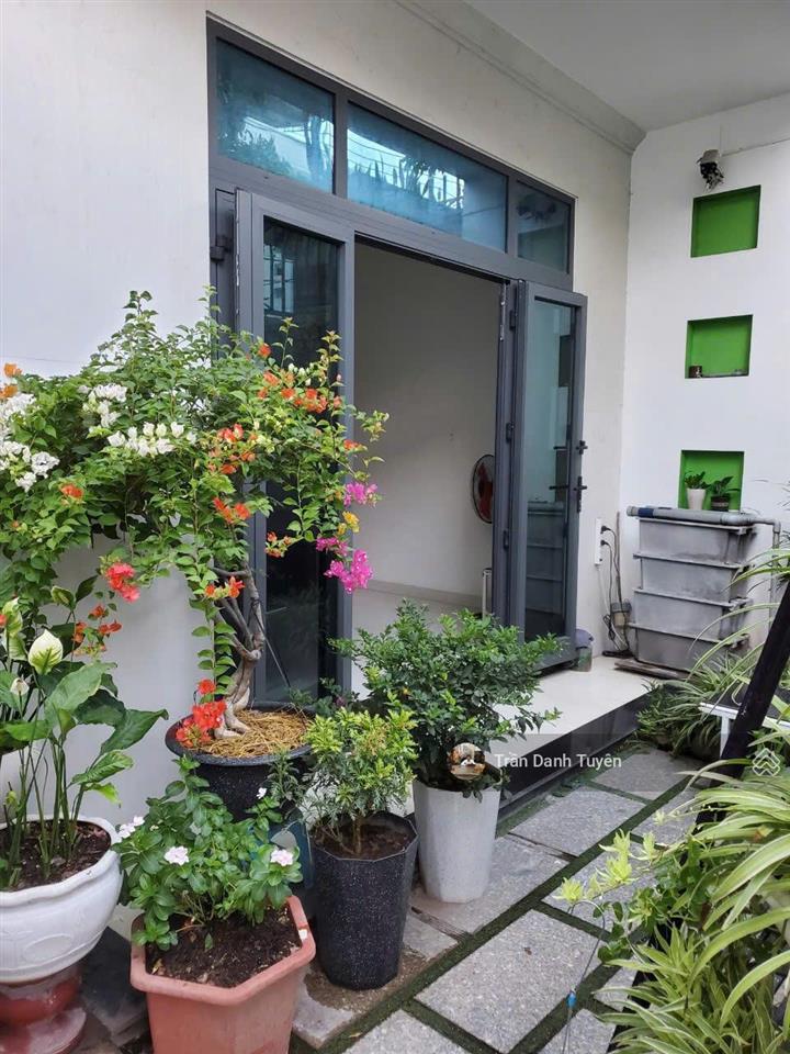 Cần bán nhà đẹp xinh xắn, xây dựng tâm huyết mặt tiền đường lê chân, tp nha trang, ngang 7m