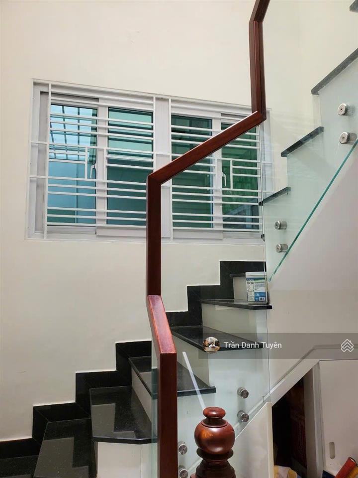 Cần bán nhà đẹp xinh xắn, xây dựng tâm huyết mặt tiền đường lê chân, tp nha trang, ngang 7m