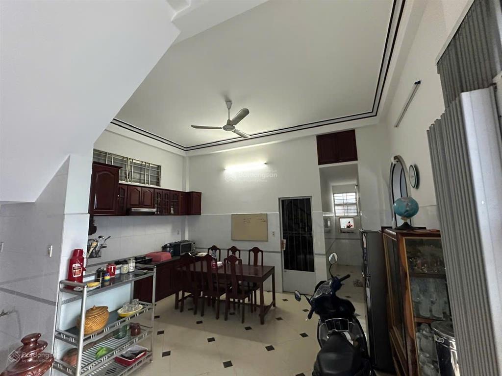 Nhà 3 tầng mặt tiền trần thị tính khu bàn cờ nha trang ngang 10m