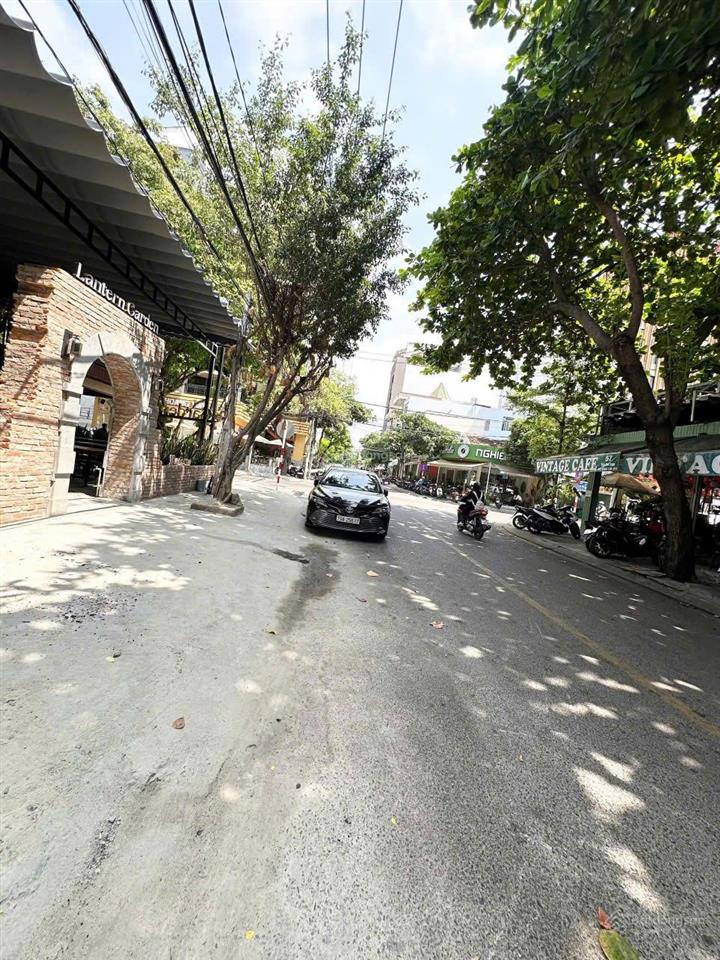 Bán đất mặt tiền lê đại hành  nha trang, giá 170tr/m2, đang có sẵn dòng tiền