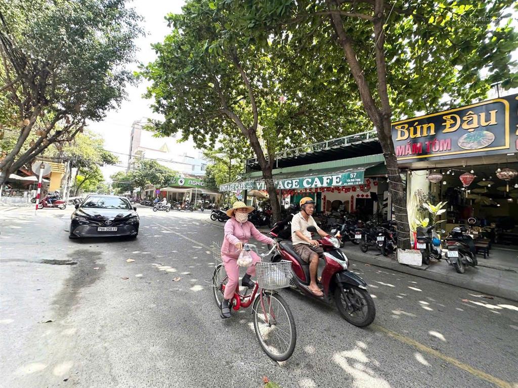 Bán đất mặt tiền lê đại hành  nha trang, giá 170tr/m2, đang có sẵn dòng tiền