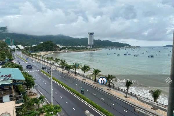 Chính chủ cần bán lô đất vị trí đẹp  đường phạm văn đồng nha trang