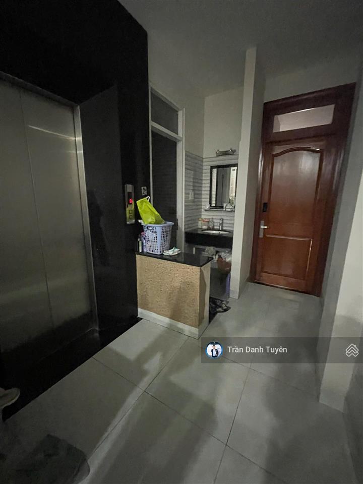 Bán nhà 4 tầng mặt tiền đường hồng bàng  tttp nha trang