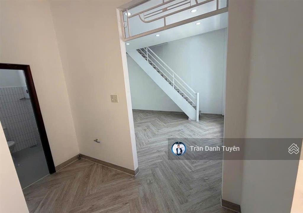 Bán nhà 4 tầng 2 mặt tiền lê đại hành  trung tâm bàn cờ nha trang
