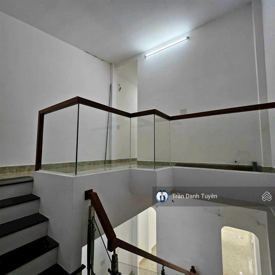 Bán nhà mặt tiền kinh doanh đường ngô đức kế khu bàn cờ tt phố biển nha trang