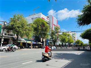 Bán nhà 2 mặt tiền xây 6 tầng đường thái nguyên trung tâm nha trang