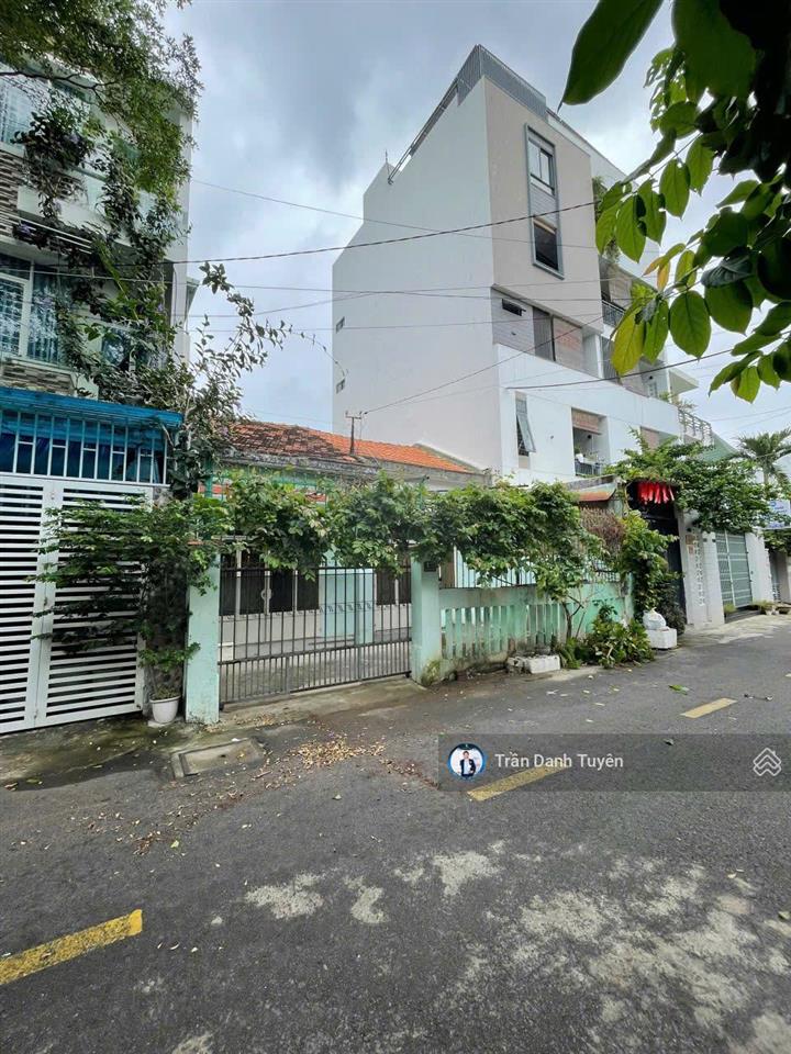 Bán nhà cấp 4 mặt tiền đường hát giang  tttp biển nha trang