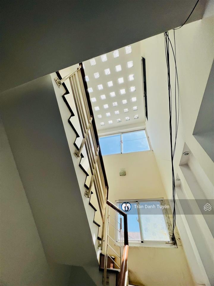 Bán nhà ngô đức kế khu bàn cờ tttp nha trang ngang 9,8m siêu hiếm.