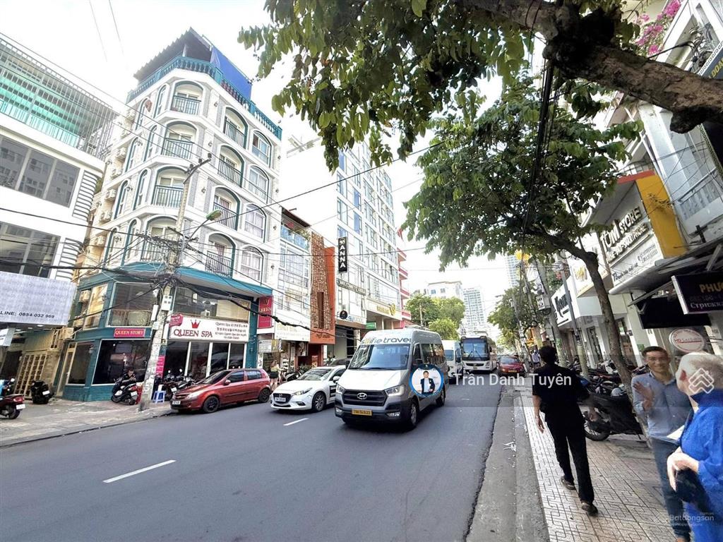 Bán lô đất đẹp 2 mặt tiền khu phố tây gần biển, đường nguyễn thiện thuật, nha trang
