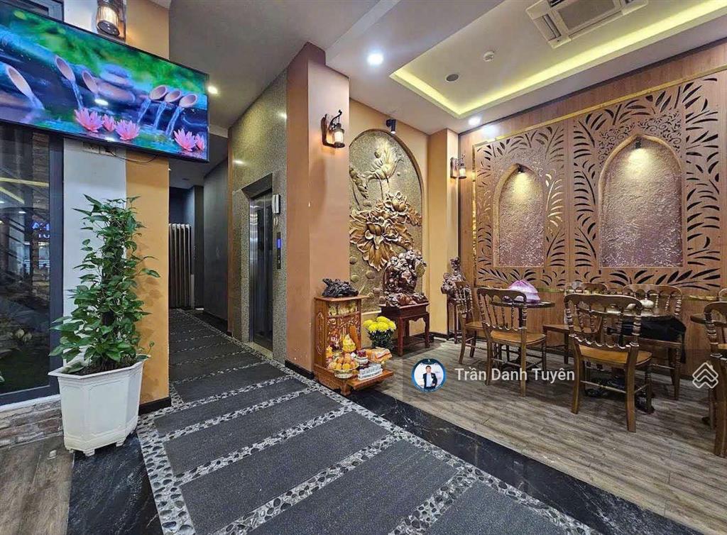 Bán nhà 5 tầng đường nguyễn thiện thuật, đang có sẵn dòng tiền thuê 150 160triệu/tháng.
