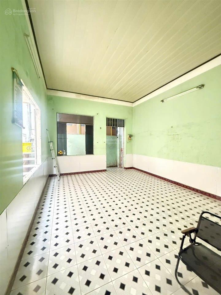 Bán lô đất phía dân xây tự do mặt tiền thích quảng đức đối diện kđt hà quang 1 nha trang