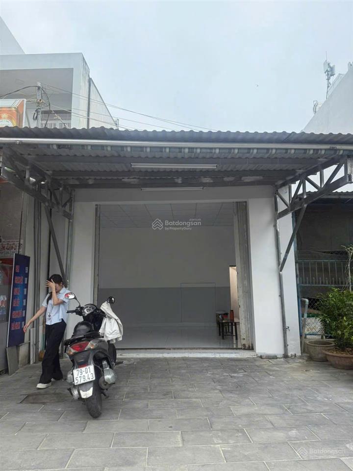 Bán lô đất phía dân xây tự do mặt tiền thích quảng đức đối diện kđt hà quang 1 nha trang