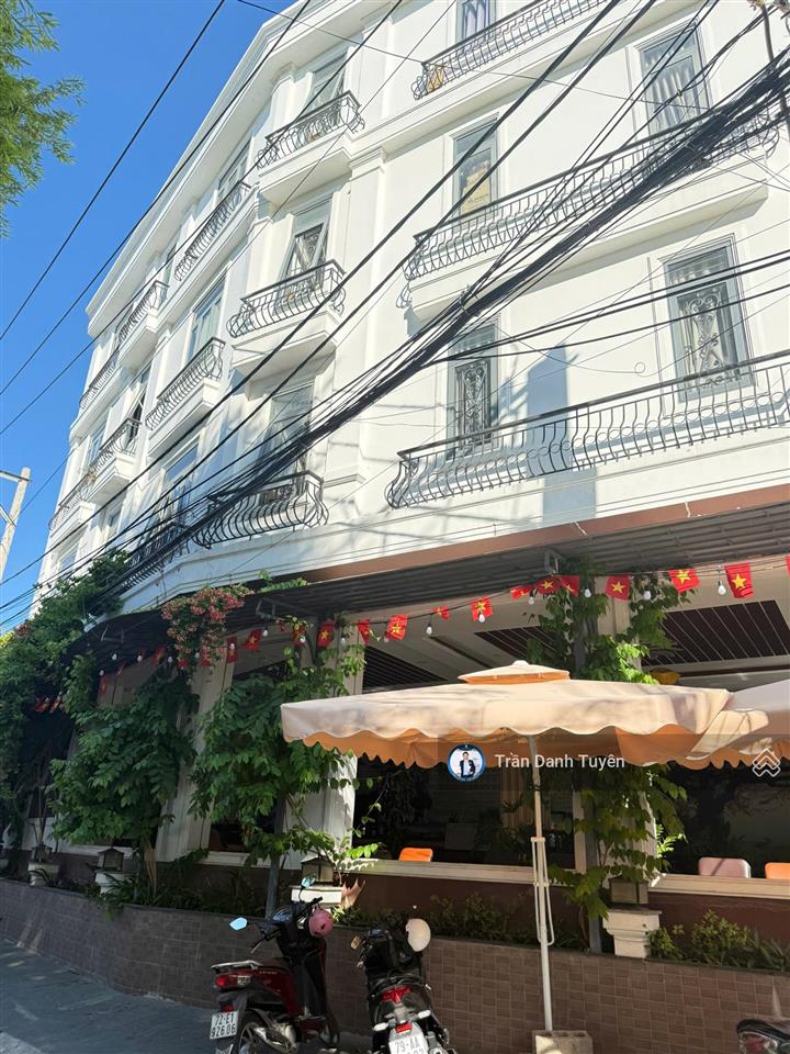 Bán tòa căn hộ 18 phòng 2 mặt tiền kđt vĩnh điềm trung, nha trang