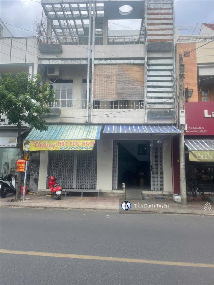 Bán nhà ngang gần 8m mặt tiền đường trần nhật duật trung tâm nha trang