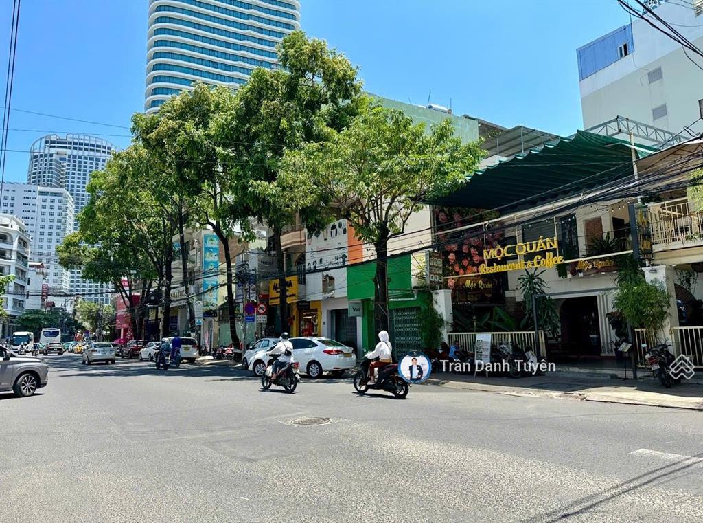 Hàng hiếm nhà mặt tiền nguyễn thị minh khai, gần biển, giá tốt