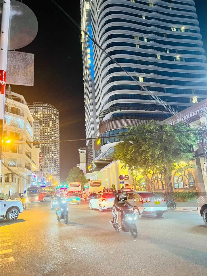 Bán đất xây khách sạn mặt tiền nguyễn thị minh khai, đã có gpxd 21 tầng