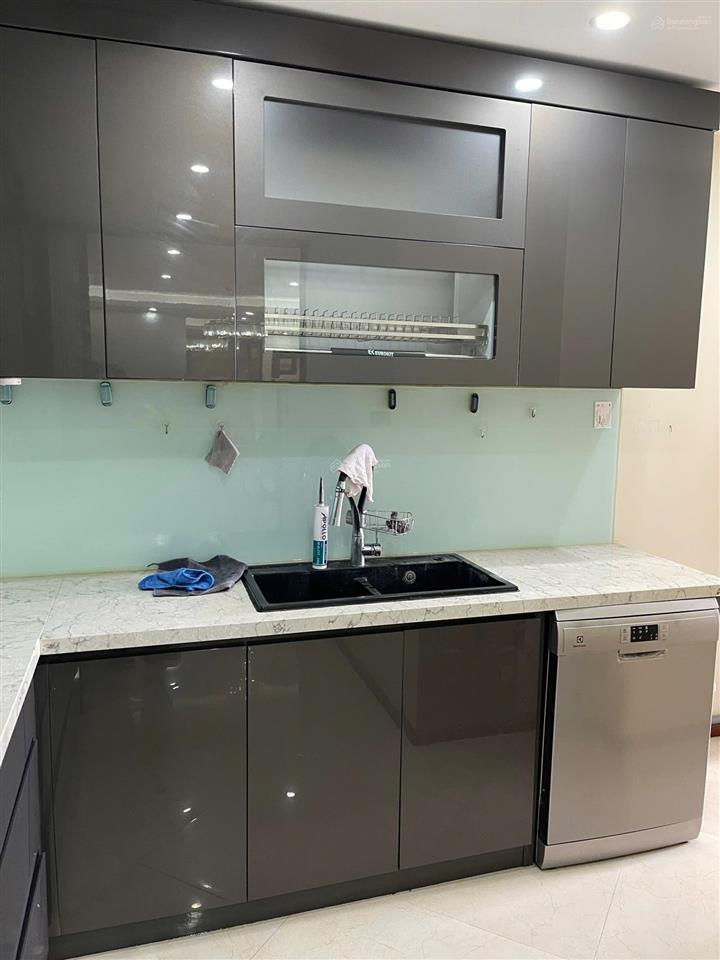 Chủ bán căn 4 ngủ e4 yên hòa park view 180m, bc đông nam, full nt nhỉnh 22 tỷ giá có tl.0936 833 ***