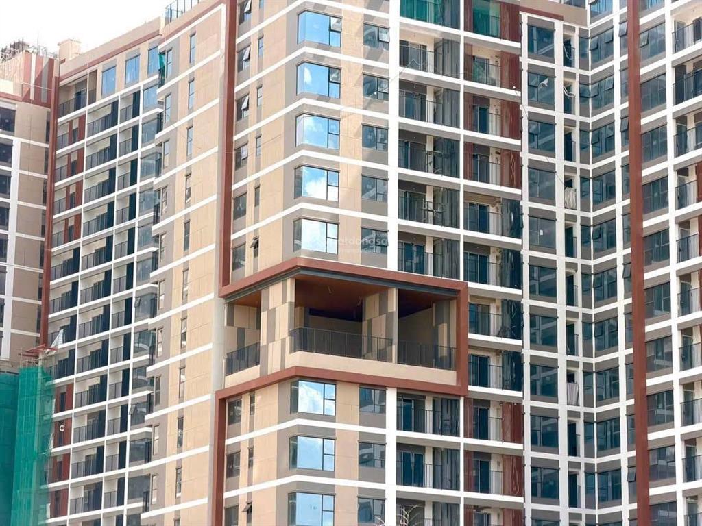 Bán căn 2pn sân vườn  1 trong 12 căn sân vườn của elysian. giá chuyển nhượng chỉ 150tr