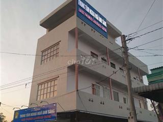 Em bán lổ nặng lắm, nhà xây mới rất đẹp